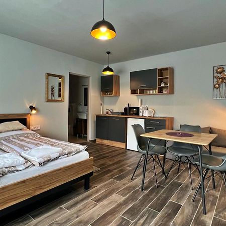 Gardencity Apartmanhaz Ráb Exteriér fotografie