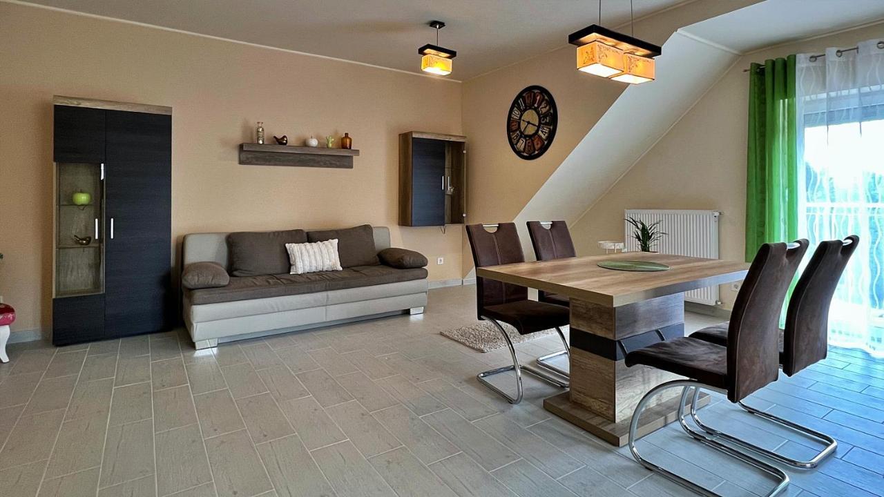 Gardencity Apartmanhaz Ráb Exteriér fotografie