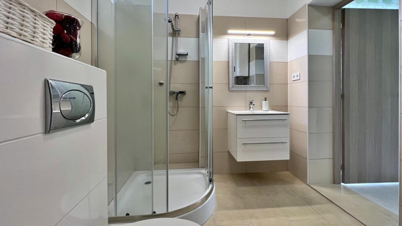 Gardencity Apartmanhaz Ráb Exteriér fotografie