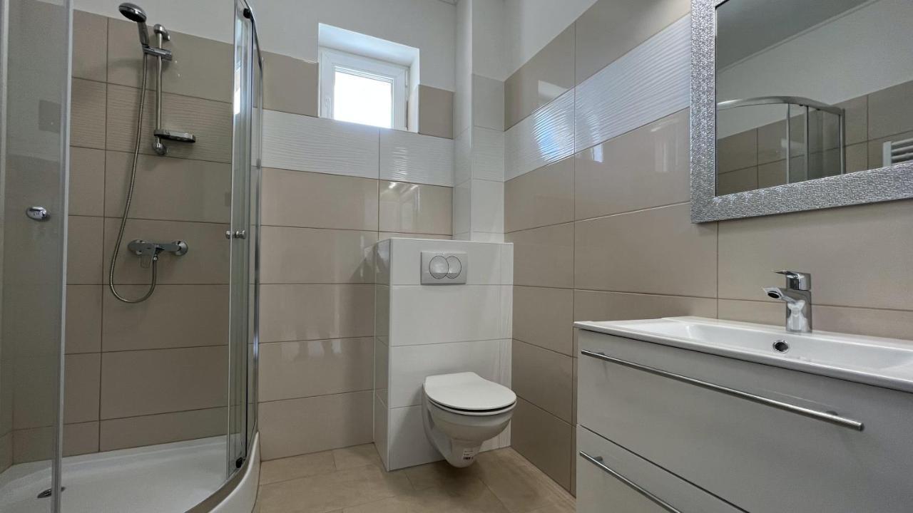 Gardencity Apartmanhaz Ráb Exteriér fotografie