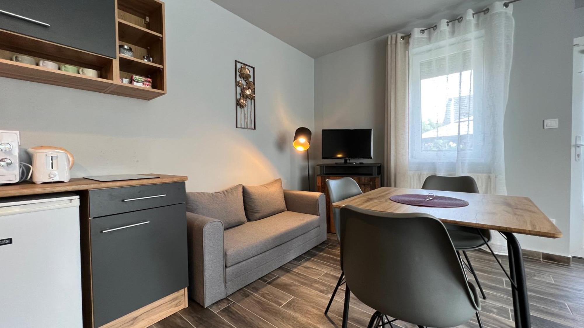 Gardencity Apartmanhaz Ráb Exteriér fotografie