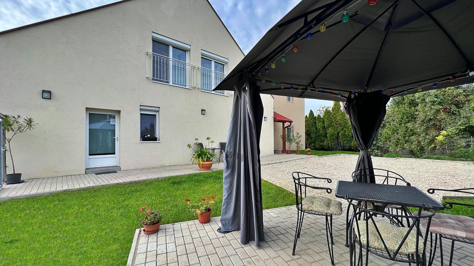 Gardencity Apartmanhaz Ráb Exteriér fotografie